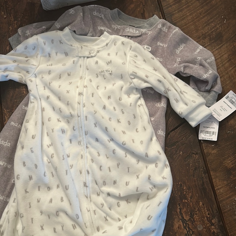 Carters fleece sleep sack size medium 17-21lb
